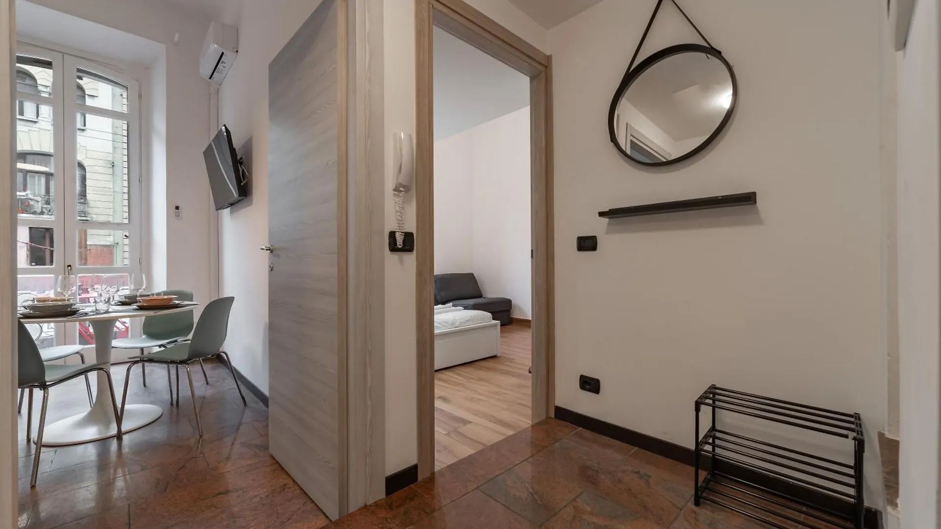 20 Minutes By Metro From The Centre Of Milan Apartman 0*,  Olaszország